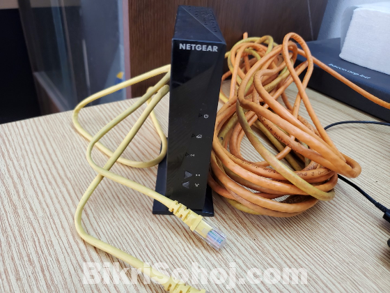 NETGEAR WNR2000v5 — N300 Wireless Router for Sale!